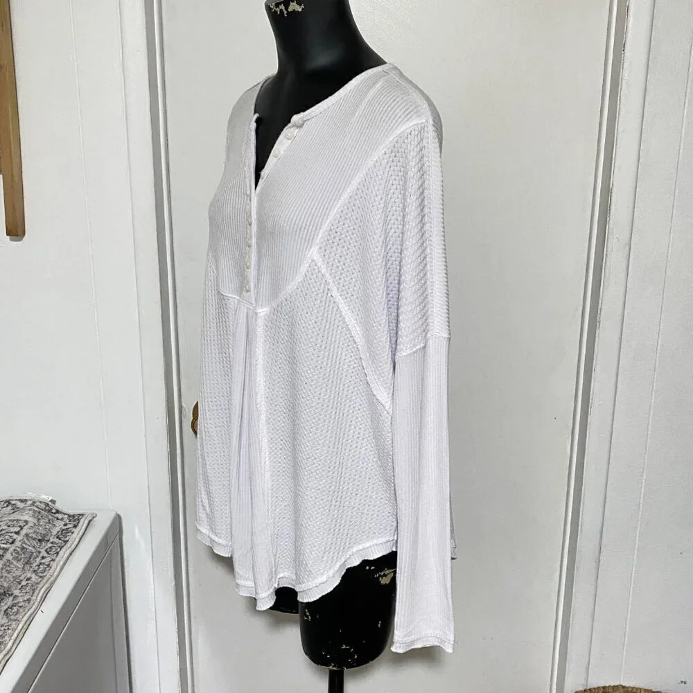 Free People Leo Henley Long Sleeve Tunic Top in White Size Small